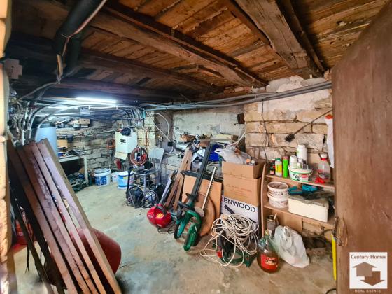 Image No.17-2 Bed House for sale