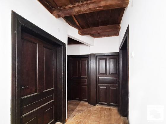 Image No.17-4 Bed House for sale