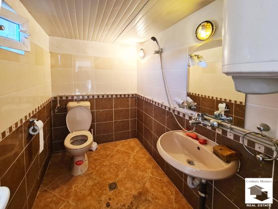 Image No.12-3 Bed House for sale