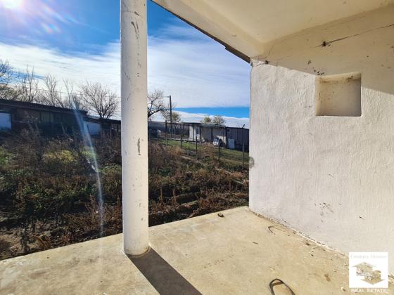 Image No.14-3 Bed House for sale