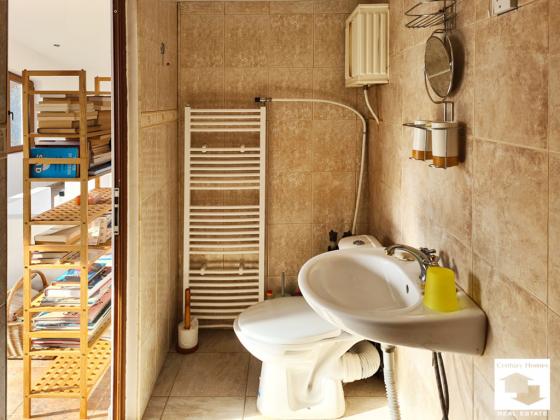 Image No.21-2 Bed House for sale