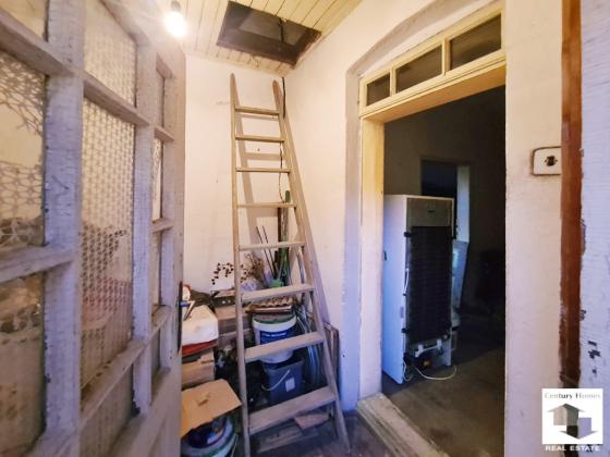 Image No.6-2 Bed House for sale