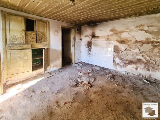 Image No.10-3 Bed House for sale