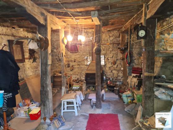 Image No.13-2 Bed House for sale