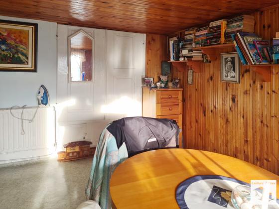 Image No.7-2 Bed House for sale