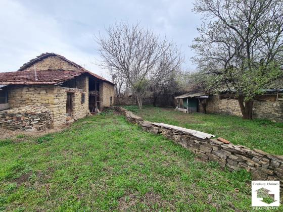 Image No.18-3 Bed House for sale