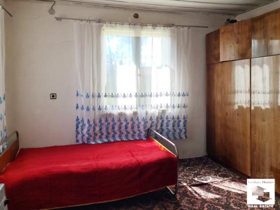 Image No.10-3 Bed House for sale