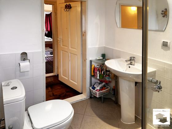 Image No.12-3 Bed House for sale