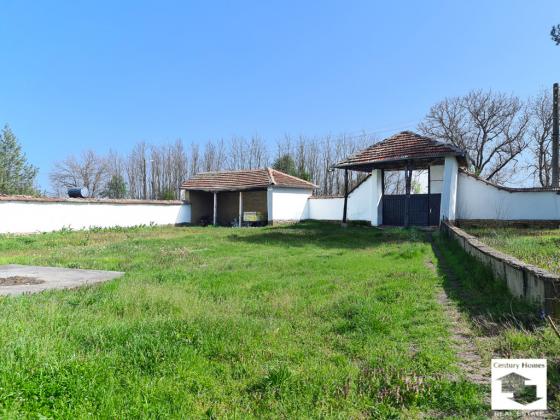 Image No.18-3 Bed House for sale