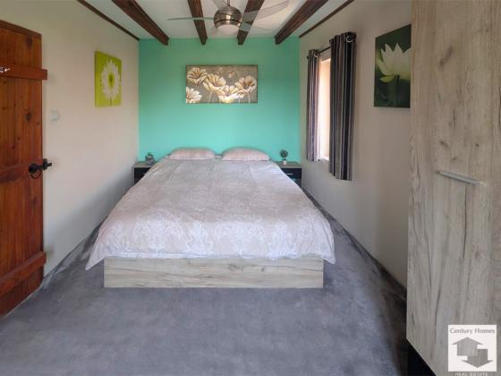 Image No.14-4 Bed House for sale