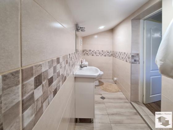 Image No.22-3 Bed House for sale