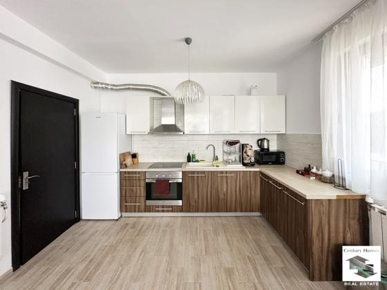 Image No.12-12 Bed House for sale