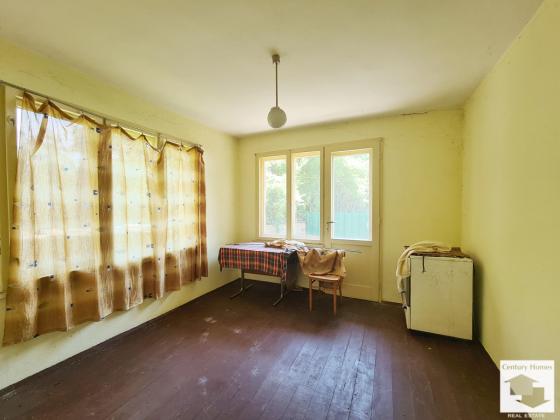 Image No.10-4 Bed House for sale