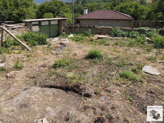 Image No.21-3 Bed House for sale