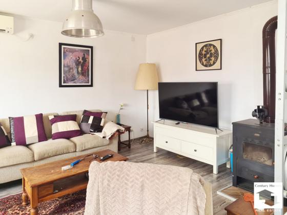 Image No.3-3 Bed House for sale