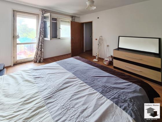 Image No.13-4 Bed House for sale