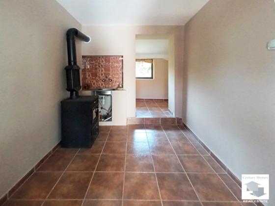 Image No.8-3 Bed House for sale