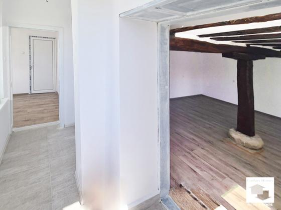 Image No.14-2 Bed House for sale