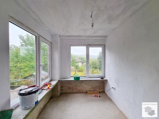 Image No.14-3 Bed House for sale