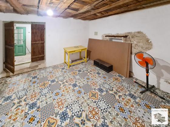 Image No.7-3 Bed House for sale