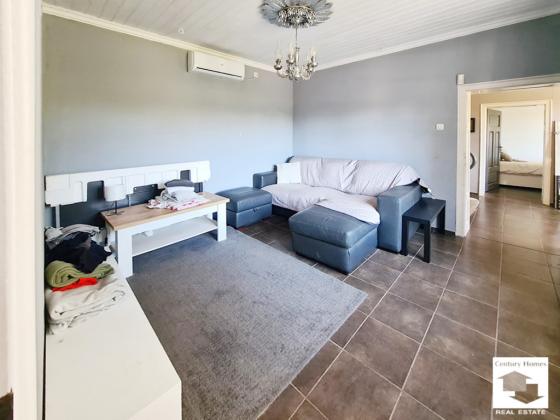 Image No.11-3 Bed House for sale