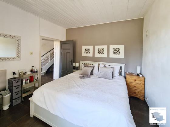 Image No.14-3 Bed House for sale