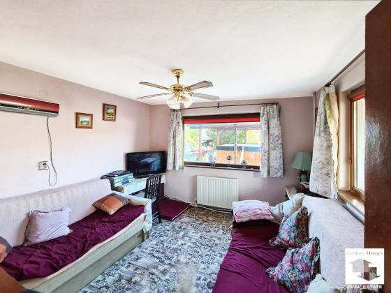 Image No.7-4 Bed House for sale