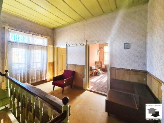 Image No.9-3 Bed House for sale