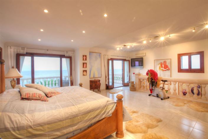 Image No.27-4 Bed Villa for sale