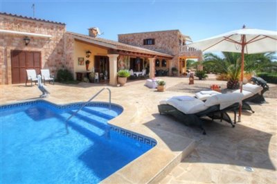 245-villa-for-sale-in-sant-lluis-2-large