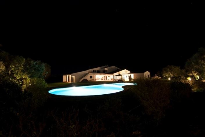 Image No.4-7 Bed Villa for sale