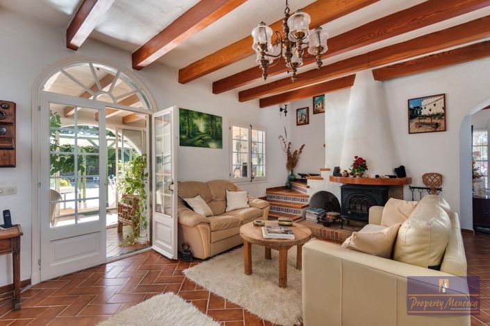 Image No.12-12 Bed Villa for sale