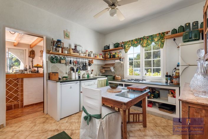 Image No.17-12 Bed Villa for sale