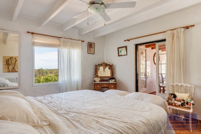 Image No.20-12 Bed Villa for sale