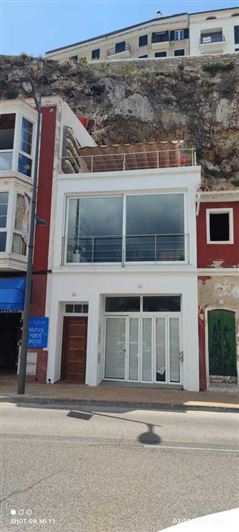 Image No.21-3 Bed Townhouse for sale