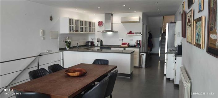 Image No.9-3 Bed Townhouse for sale