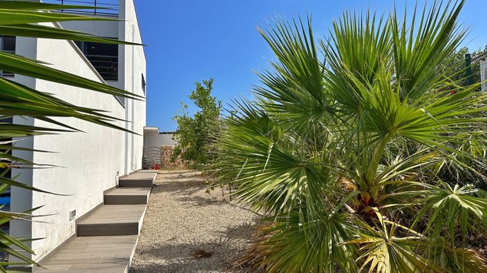 Image No.7-3 Bed Villa for sale