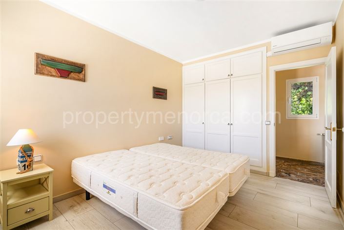 Image No.10-4 Bed Villa for sale