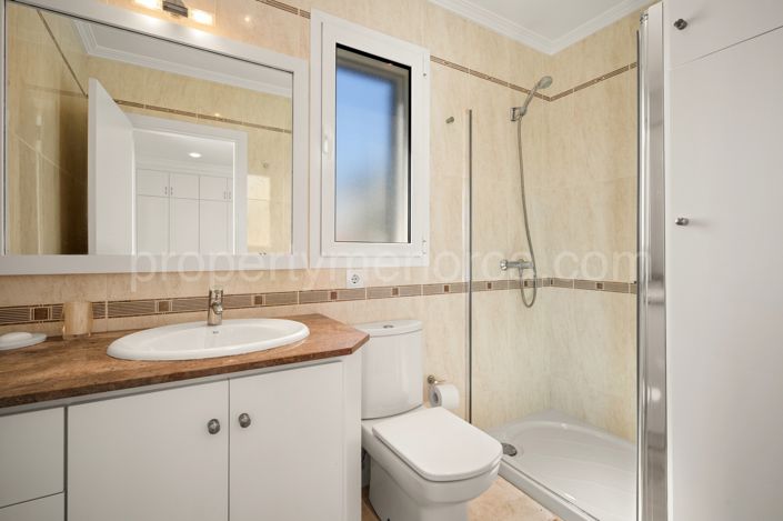 Image No.17-5 Bed Villa for sale