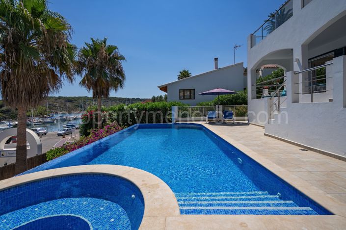 Image No.36-5 Bed Villa for sale