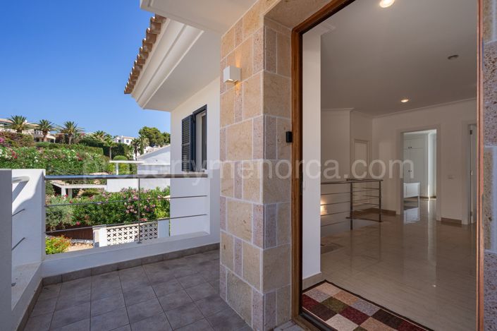 Image No.9-5 Bed Villa for sale