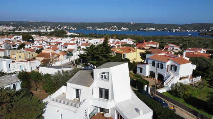 Image No.8-8 Bed Villa for sale