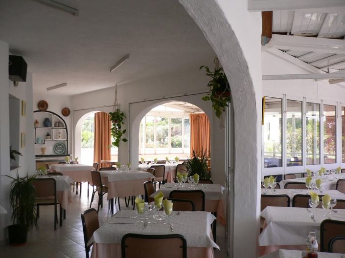 Image No.13-3 Bed Commercial for sale