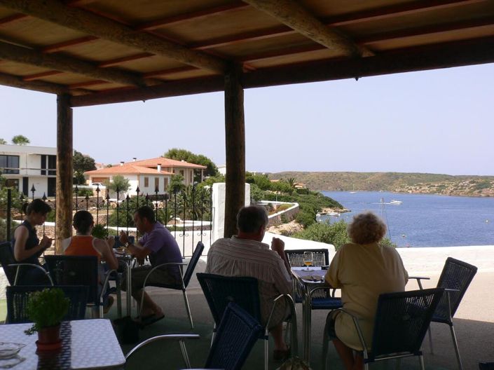 Image No.15-3 Bed Commercial for sale