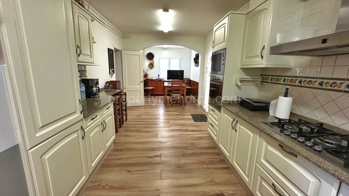 Image No.38-5 Bed Villa for sale