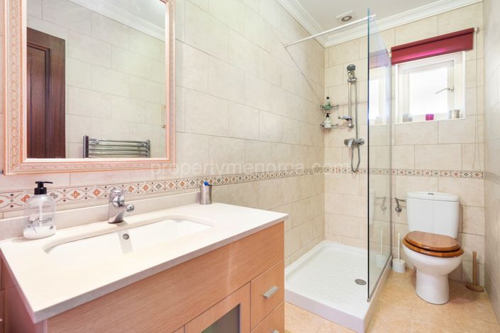 Image No.27-5 Bed Villa for sale