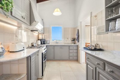 705-villa-for-sale-in-punta-grossa-18686-larg