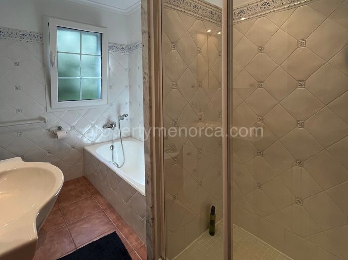 Image No.20-3 Bed Villa for sale