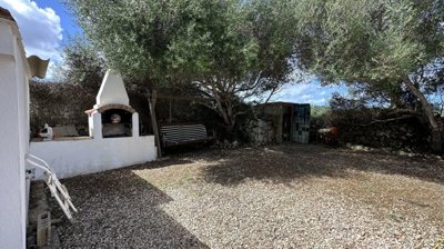 715-villa-for-sale-in-es-castell-19141-large