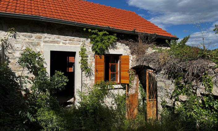 Image No.6-3 Bed House for sale